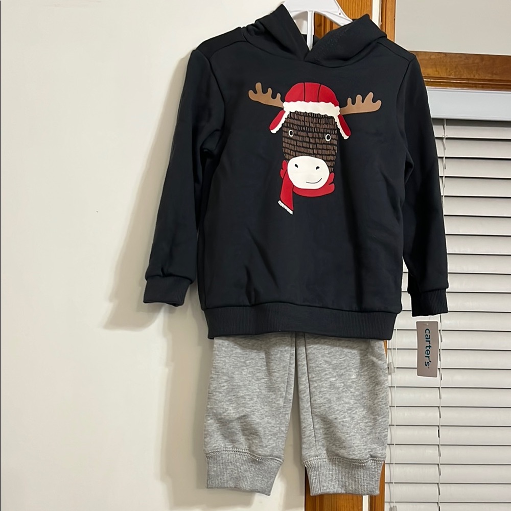 Carter’s Boys 2 piece outfit Hoodie with Moose Design and Gray Pants Set Size 3T